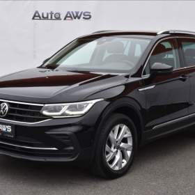 Fotka k inzerátu Volkswagen Tiguan 2,0 TDi DSG 4x4 Life IQ Light Virtual / 18900172