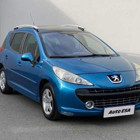 Fotka k inzerátu Peugeot 207 1.4i, Panor, výhřev sed / 17498301