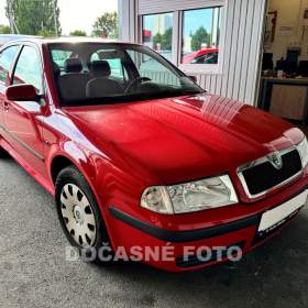 Fotka k inzerátu Škoda Octavia 1.6MPI, 2. maj,ČR, STK03/2025 / 17517428