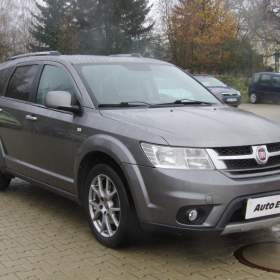 Fotka k inzerátu Fiat Freemont 2.0 JTD 4x4, AT, navi, kamera / 17517505