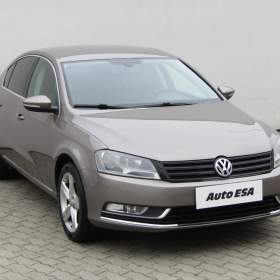 Fotka k inzerátu Volkswagen Passat 1.4TSi, park. senzor / 17559784