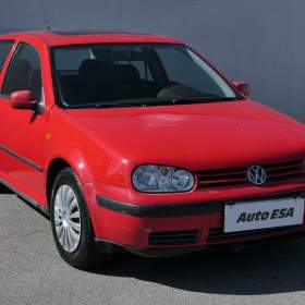 Fotka k inzerátu Volkswagen Golf 1.4i / 18340928