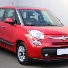 Fotka k inzerátu Fiat 500L 1.4, 2. maj,ČR, park. senzor / 18341172