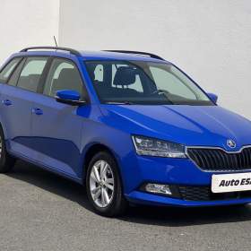 Fotka k inzerátu Škoda Fabia 1.0 TSi, LED, park. čidla / 18369470