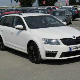 Fotka k inzerátu Škoda Octavia 2.0TDi, RS, DSG, bixen / 18611491