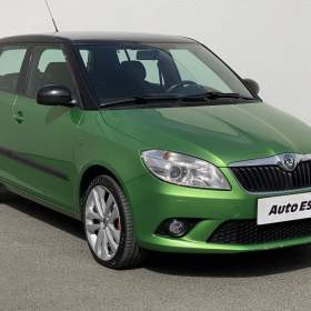 Fotka k inzerátu Škoda Fabia 1.4TSi, ČR, RS, AT, +sada kol / 18611541