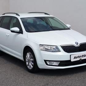 Fotka k inzerátu Škoda Octavia 1.6 TDi, Style, DSG, navi / 18611626