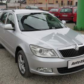 Fotka k inzerátu Škoda Octavia 1.6 TDi, AC, park.čidla / 18800593