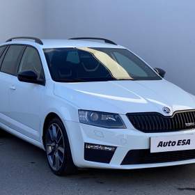 Fotka k inzerátu Škoda Octavia 2.0 TDi, RS, bixen, navi / 18802709