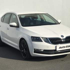 Fotka k inzerátu Škoda Octavia 1.6 TDi, ČR, Style, STK06 / 18805775