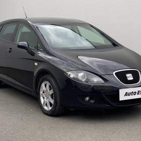 Fotka k inzerátu Seat Leon 2.0 TDi, Stylance, xenon, / 18806039