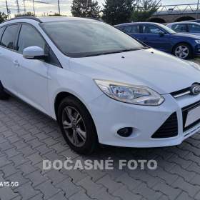 Fotka k inzerátu Ford Focus 1.0 EB, AC, tempo, výhřev sed / 18806368