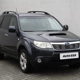 Fotka k inzerátu Subaru Forester 2.5i 4x4, ČR, AC, AT, xenon / 18810756