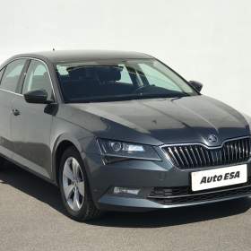 Fotka k inzerátu Škoda Superb 2.0 TDI, ČR, DSG, bixen / 18822891