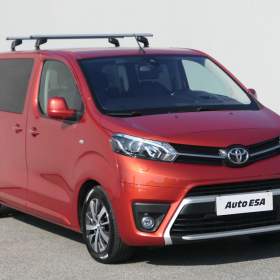 Fotka k inzerátu Toyota ProAce 2.0D4- D L2 6míst, 1. maj,ČR / 18866208