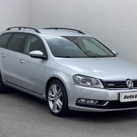 Fotka k inzerátu Volkswagen Passat 1.6 TDi, Bixen, navi / 18887183