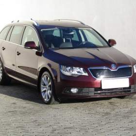 Fotka k inzerátu Škoda Superb 2.0 TDi, NAVI, BIXENON / 18887207