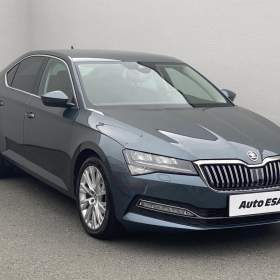 Fotka k inzerátu Škoda Superb 2.0 TDi 4x4, 2. maj,ČR, Style / 18887449