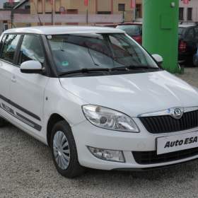 Fotka k inzerátu Škoda Fabia 1.2 TSi, Klima / 18887572