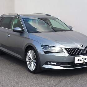 Fotka k inzerátu Škoda Superb 1.8 TSi, Style, panor, bixen / 18887976