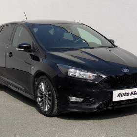 Fotka k inzerátu Ford Focus 1.5 TDCi, ST- Line, navi / 18888182