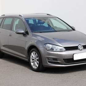 Fotka k inzerátu Volkswagen Golf 2.0 TDi, ČR, Comfortline, DSG / 18888236