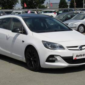 Fotka k inzerátu Opel Astra 2.0 CDTi, Sport, bixen, kůže / 18888353