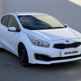 Fotka k inzerátu Kia Ceed 1.6 CRDi, ČR, Navi, tempo / 18888359