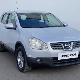 Fotka k inzerátu Nissan Qashqai 2.0 dCi 4x4, 2. maj,ČR, AC / 18888758