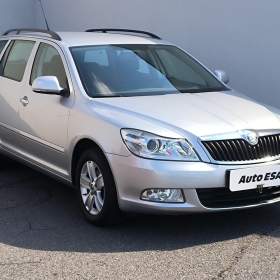 Fotka k inzerátu Škoda Octavia 1.4 TSi, Ambition, +kola / 18888770