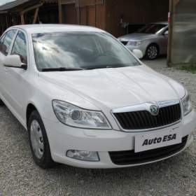 Fotka k inzerátu Škoda Octavia 1.6 TDi, ČR, AC, park.čidla / 18889168