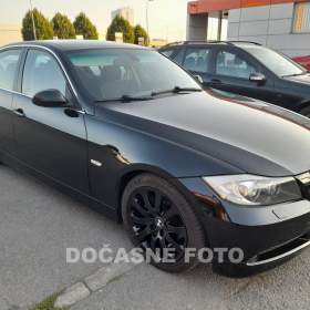 Fotka k inzerátu BMW 2.5 i 325 i, AC, xenon, + / 18889407