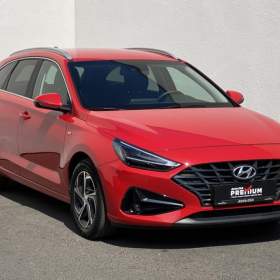 Fotka k inzerátu Hyundai i30 1.5 TCI, 1. maj,ČR, AC, LED / 18889509