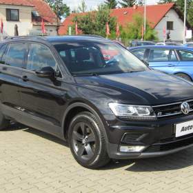 Fotka k inzerátu Volkswagen Tiguan 2.0 TDi, ČR, Highline, DSG / 18889953