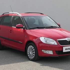 Fotka k inzerátu Škoda Fabia 1.2 TSi, ČR, AC, 2 el. okna / 18890226