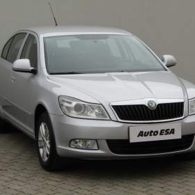 Fotka k inzerátu Škoda Octavia 1.6 TDi, 2. maj,ČR, AC, TZ / 18890254