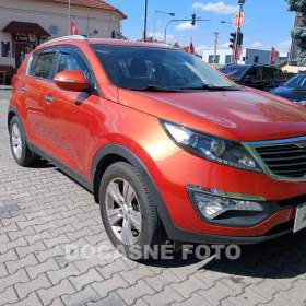 Fotka k inzerátu Kia Sportage 1.6i, park. senzor / 18890717