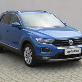 Fotka k inzerátu Volkswagen T- Roc 1.5 TSI, ČR, LED, výhřev sed / 18890821