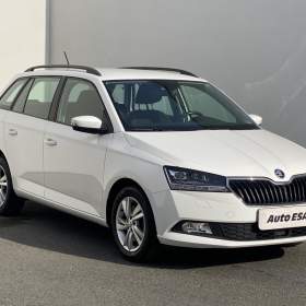 Fotka k inzerátu Škoda Fabia 1.0 TSi, Style, LED, zámek / 18891016