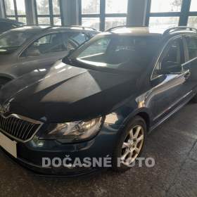 Fotka k inzerátu Škoda Superb 2.0 TDi, 4x4, park. senzor / 18891182