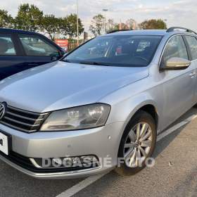 Fotka k inzerátu Volkswagen Passat 2.0TDi variant, STK09/2026 / 18891335