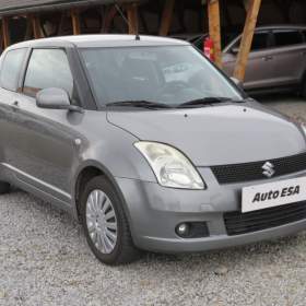 Fotka k inzerátu Suzuki Swift 1.3VVT, +servis. kniha / 18891380