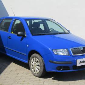 Fotka k inzerátu Škoda Fabia 1.2 12V, ČR, +sada kol / 18891417