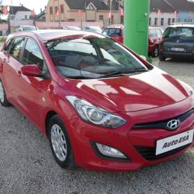 Fotka k inzerátu Hyundai i30 1.4CVVT, AC / 18891770