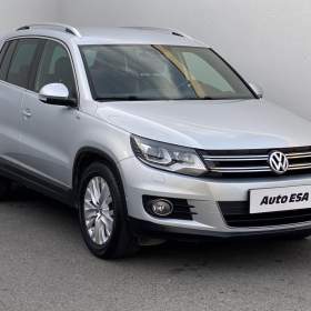 Fotka k inzerátu Volkswagen Tiguan 1.4 TSi, Life, bixen, +kola / 18892050