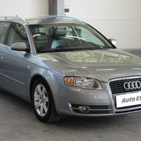 Fotka k inzerátu Audi A4 1.9TDi, AC, tempo, park. asist / 18907802