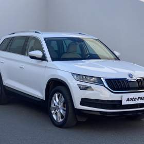 Fotka k inzerátu Škoda Kodiaq 2.0 TDi 4x4, Style, DSG, LED / 18911470