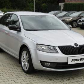 Fotka k inzerátu Škoda Octavia 1.6TDi, ČR, DSG, výhř. sed. / 18911620