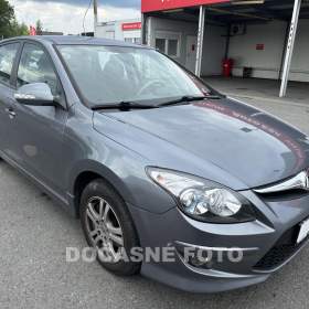 Fotka k inzerátu Hyundai i30 1.4CVVT, ČR, AC / 18915788