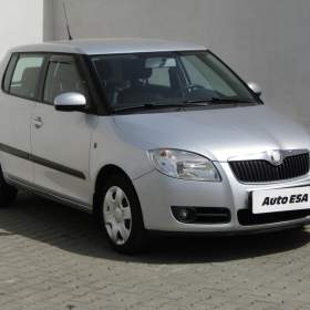 Fotka k inzerátu Škoda Fabia 1.2 HTP, ČR, Park.čidla / 18917058